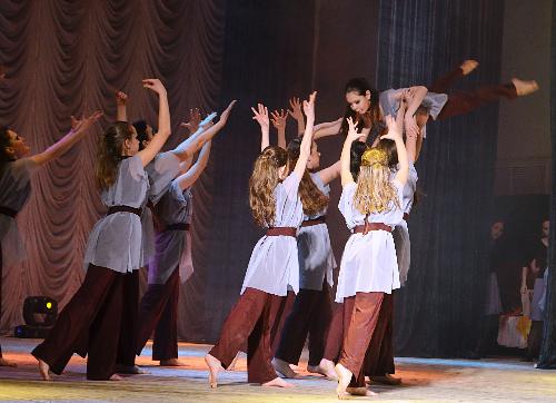 Набор детей в танцевальный коллектив "ИМЕТРИЯ"